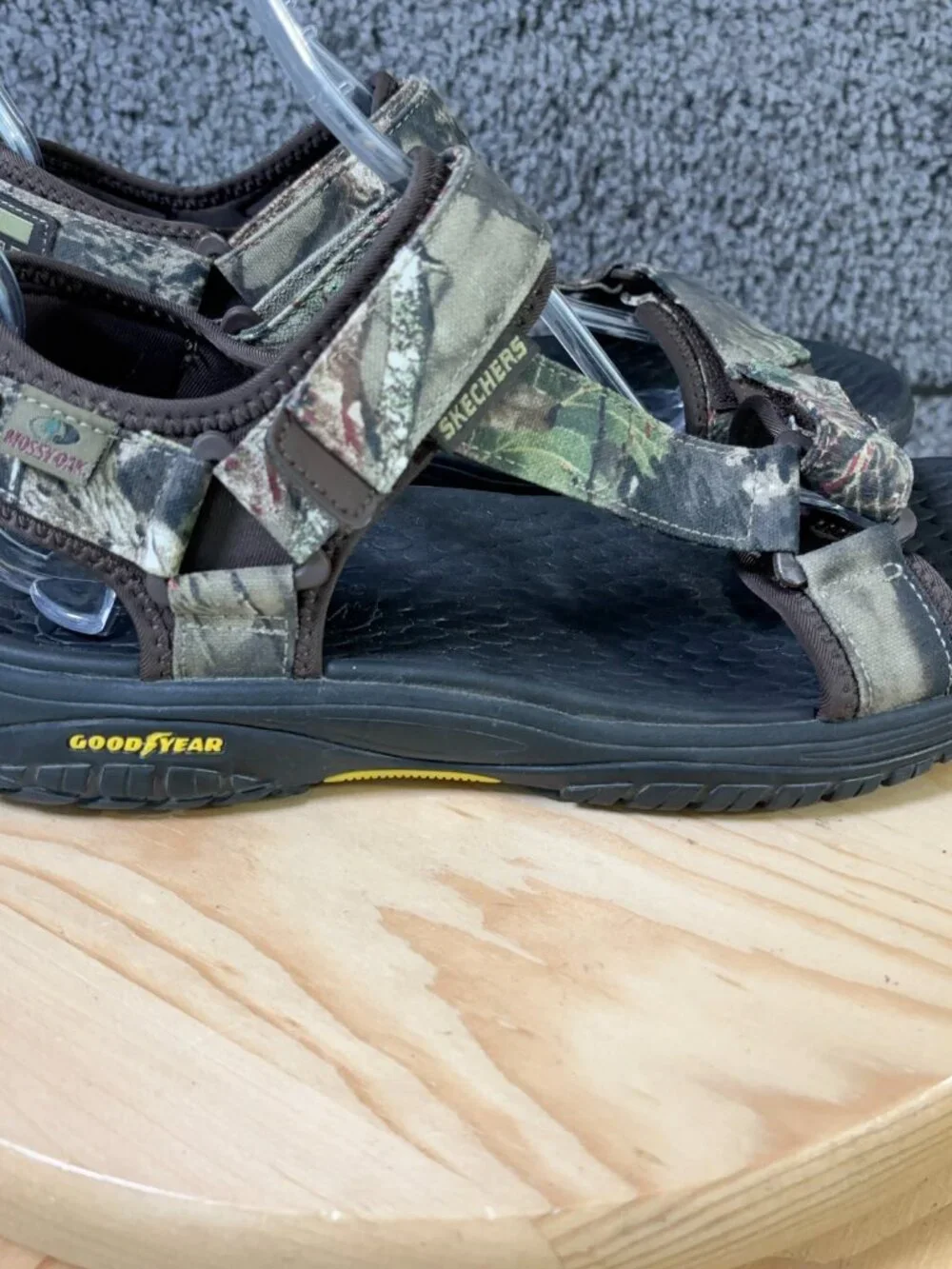Skechers Lomell Rip Tide Sandals Mens Sz 10 Mossy Oak Waterproof Vibram Fishing